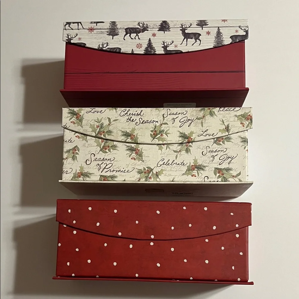Susan Winget. Festive Holiday Gift Wrap Box Storage Set - Red and Cream